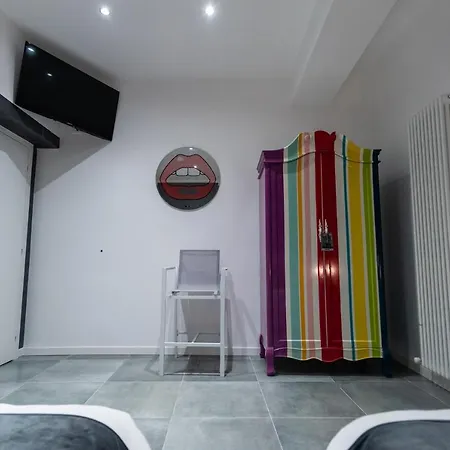 Casa Del Profumo בית הארחה