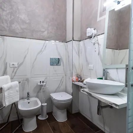 Casa Del Profumo 4* פיאצ'נצה