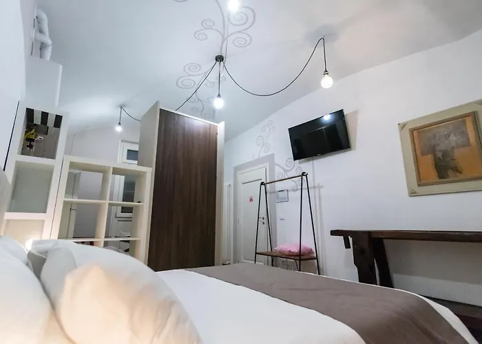 Casa Del Profumo Pensión Plasencia